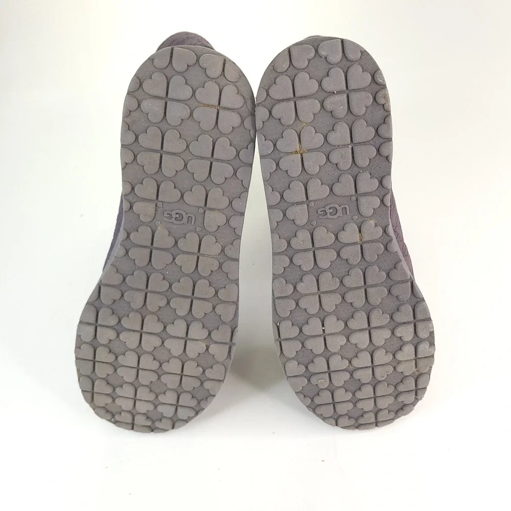 UGG Australia‎ Boots Girls 6 Purple Puffy Stars 3 Snaps on Side Hearts on Soles